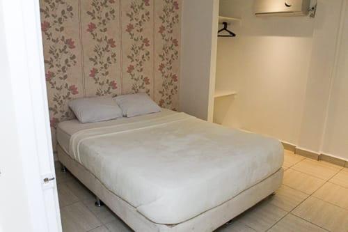 Hostal Familiar Carmencita Panama City Exterior photo